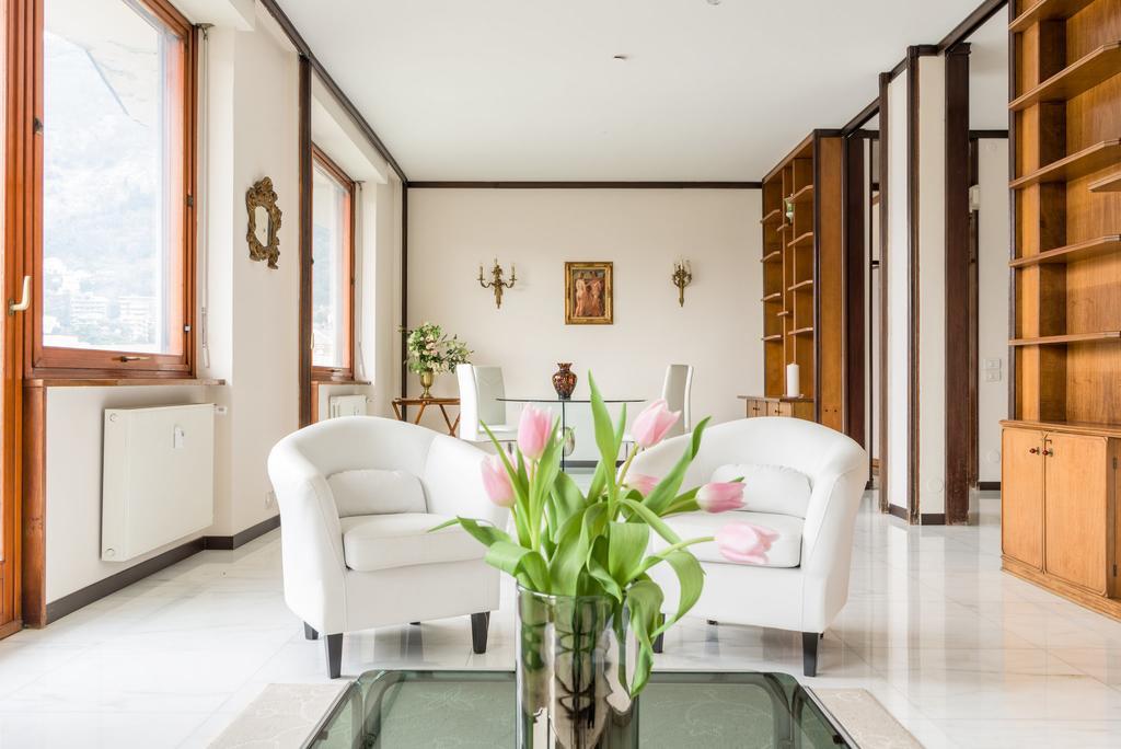 Piazza Cavour Lake View - Bymyhomeinكومو المظهر الخارجي الصورة